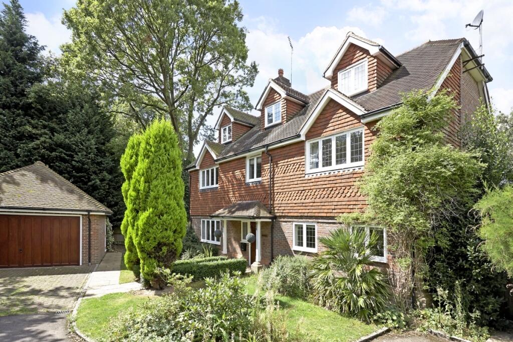 6 bed Detached for rent in Claygate. From Hamptons - New Homes - Surrey New Homes 6 bed Detached for rent in Claygate. From Hamptons - New Homes - Surrey New Homes