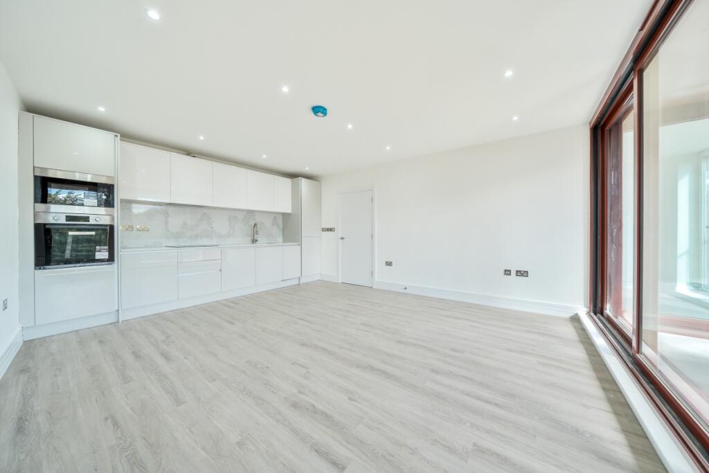 2 bed 1st Floor Flat for rent in Greenwich. From Hamptons - Greenwich 2 bed 1st Floor Flat for rent in Greenwich. From Hamptons - Greenwich