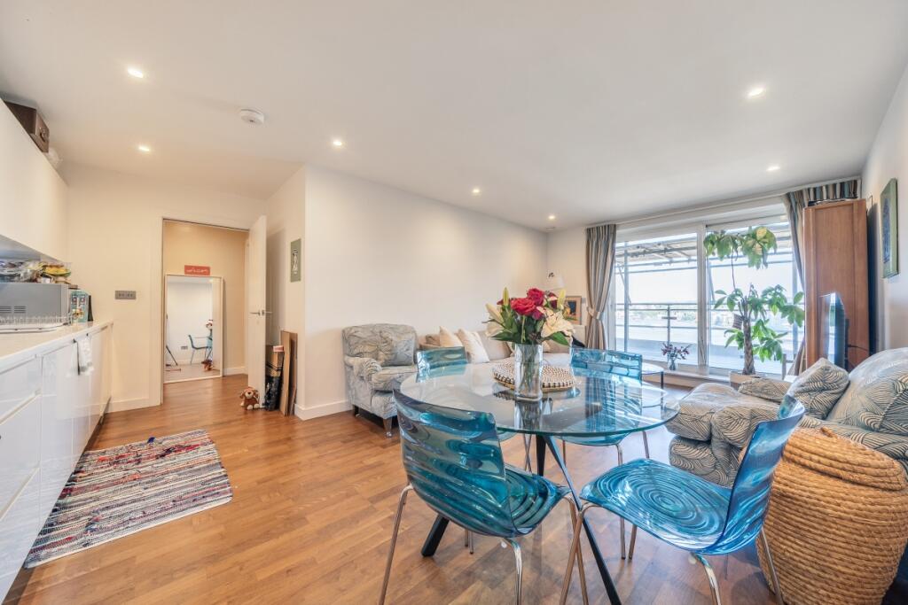3 bed Apartment for rent in Deptford. From Hamptons - Greenwich 3 bed Apartment for rent in Deptford. From Hamptons - Greenwich