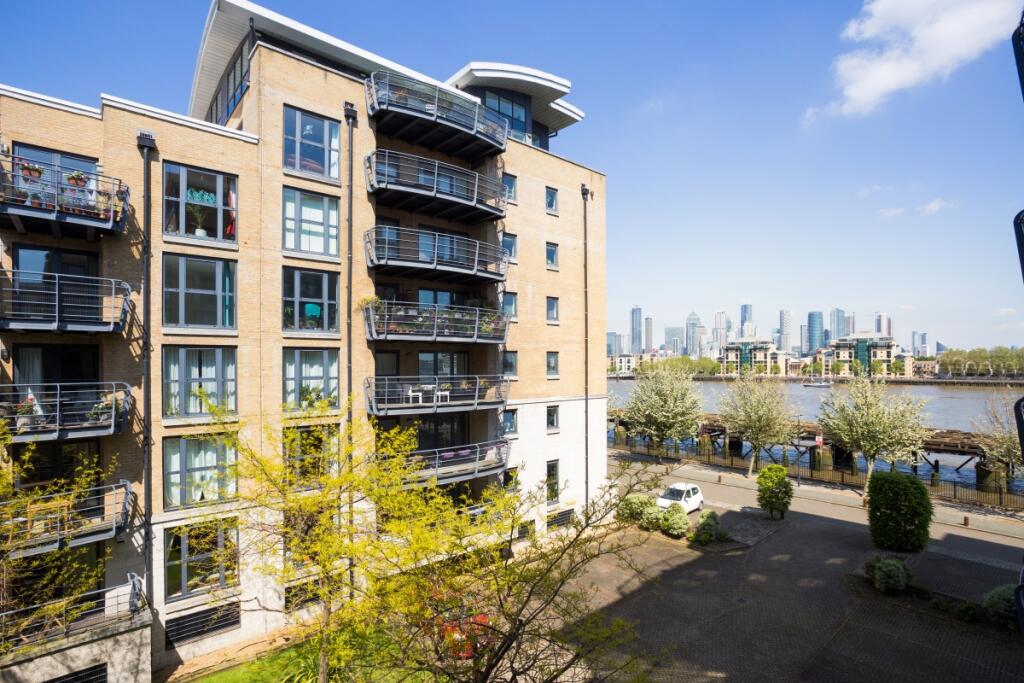 2 bed 1st Floor Flat for rent in Deptford. From Hamptons - Greenwich 2 bed 1st Floor Flat for rent in Deptford. From Hamptons - Greenwich
