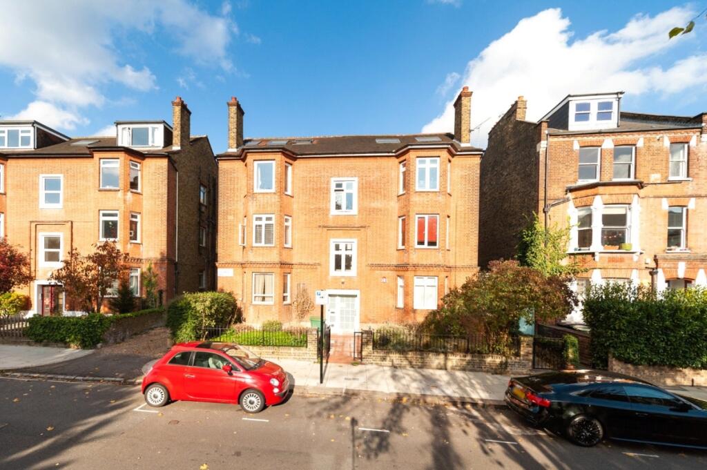 3 bed Flat for rent in Hampstead. From Hamptons International Sales - Hampstead