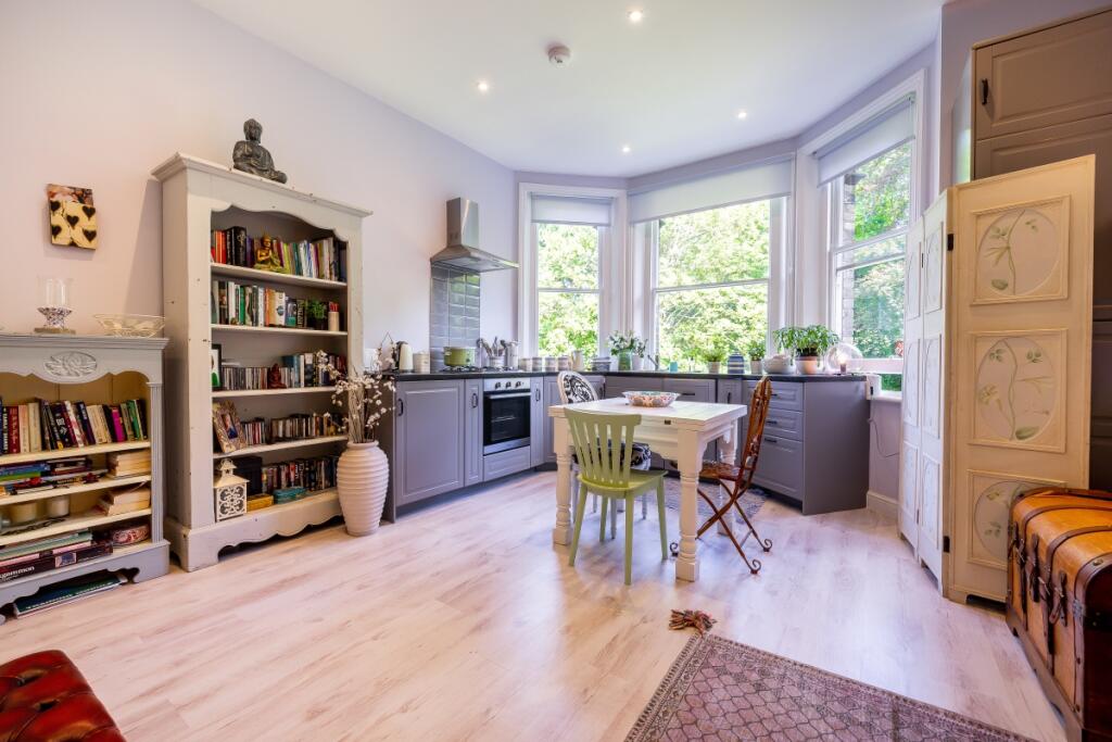 2 bed 1st Floor Flat for rent in Hampstead. From Hamptons - Hampstead