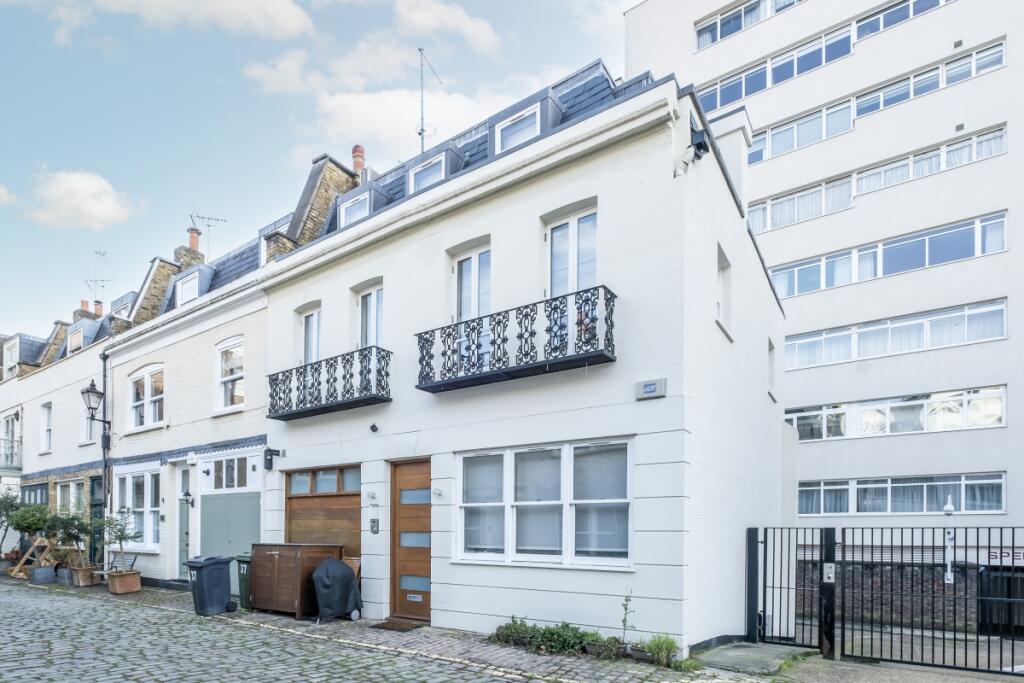 3 bed Mews for rent in Paddington. From Hamptons International Sales - Hyde Park