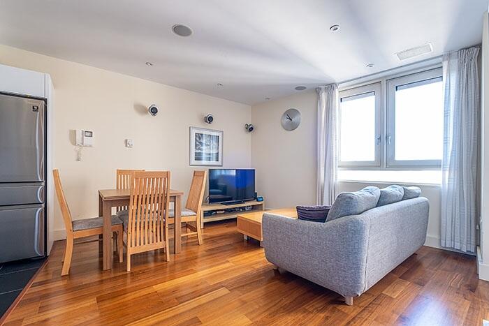 2 bed Flat for rent in Paddington. From Hamptons International Sales - Hyde Park