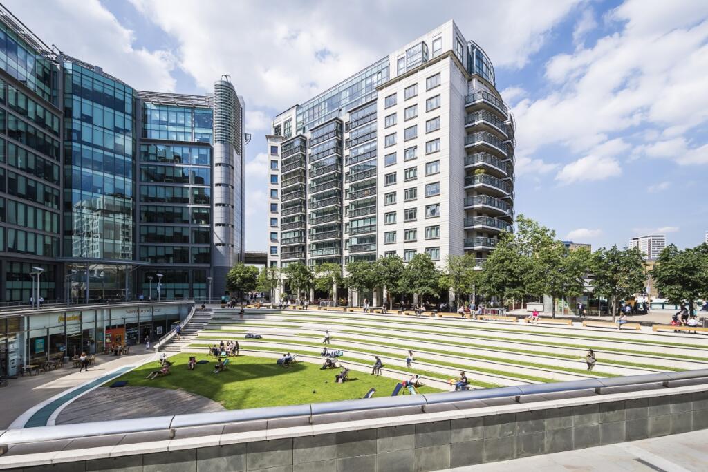 3 bed Apartment for rent in Paddington. From Hamptons International Sales - Hyde Park