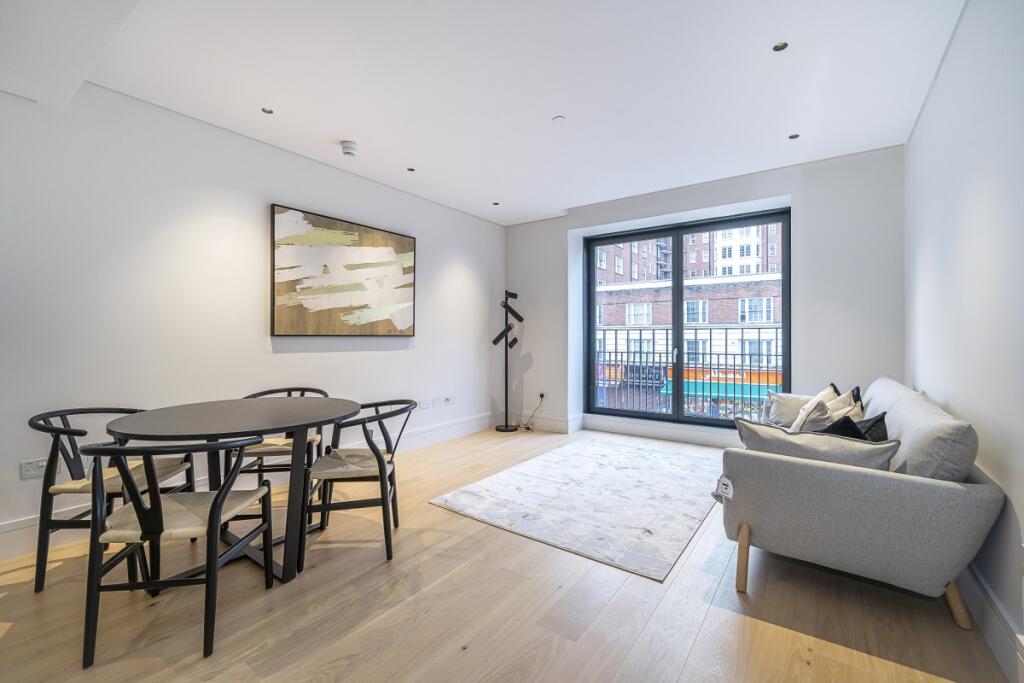 2 bed Apartment for rent in Paddington. From Hamptons International Sales - Hyde Park