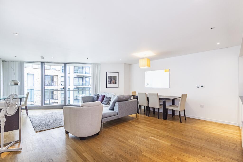 2 bed Apartment for rent in Paddington. From Hamptons International Sales - Hyde Park