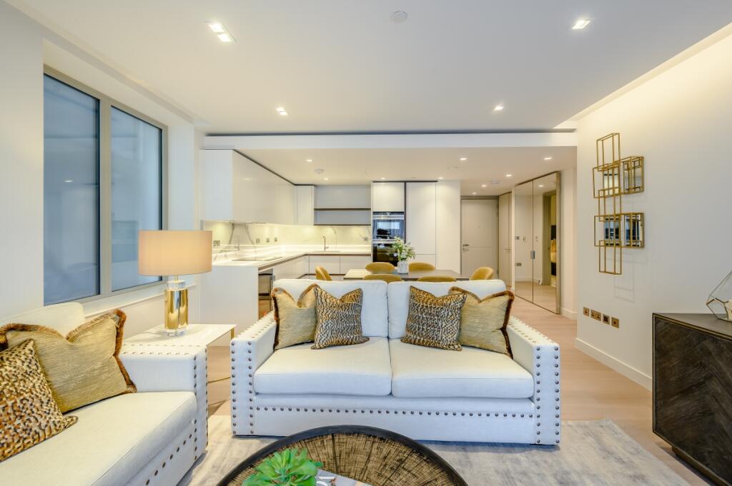 3 bed 1st Floor Flat for rent in Paddington. From Hamptons International Sales - Hyde Park