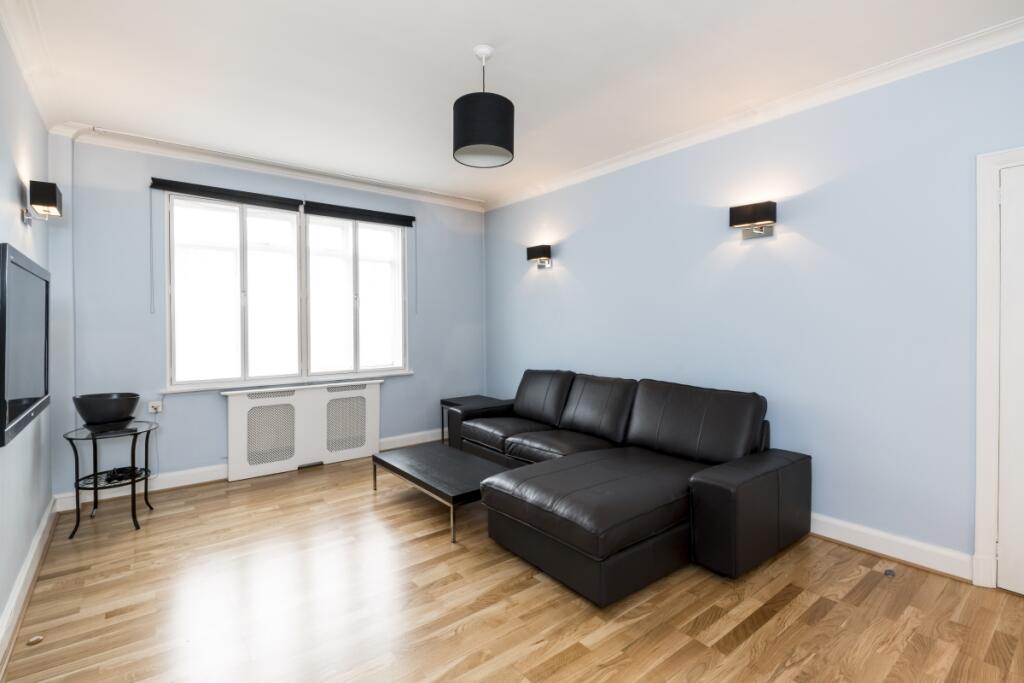 1 bed 1st Floor Flat for rent in Paddington. From Hamptons International Sales - Hyde Park