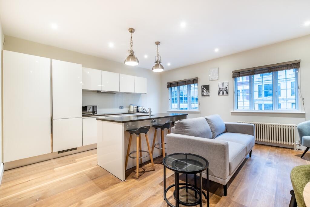 2 bed Duplex for rent in Paddington. From Hamptons International Sales - Hyde Park