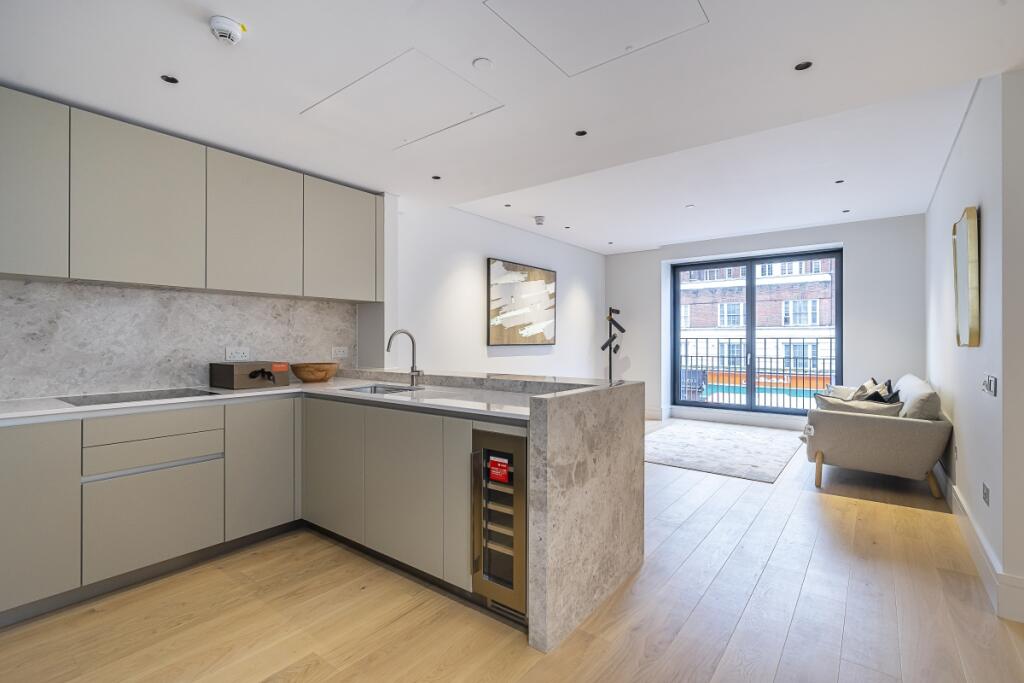2 bed Apartment for rent in Paddington. From Hamptons International Sales - Hyde Park