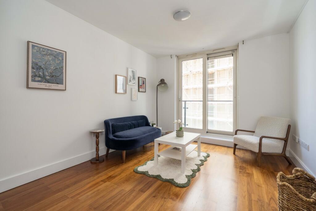 1 bed Apartment for rent in Paddington. From Hamptons International Sales - Hyde Park 1 bed Apartment for rent in Paddington. From Hamptons International Sales - Hyde Park