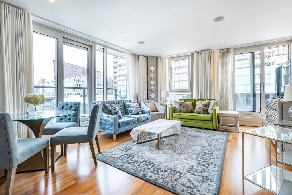3 bed Apartment for rent in Paddington. From Hamptons International Sales - Hyde Park 3 bed Apartment for rent in Paddington. From Hamptons International Sales - Hyde Park