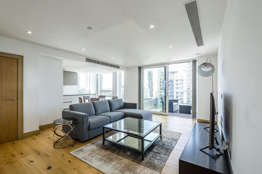 3 bed Apartment for rent in Paddington. From Hamptons International Sales - Hyde Park