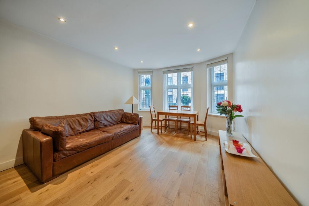 2 bed Apartment for rent in Paddington. From Hamptons International Sales - Hyde Park