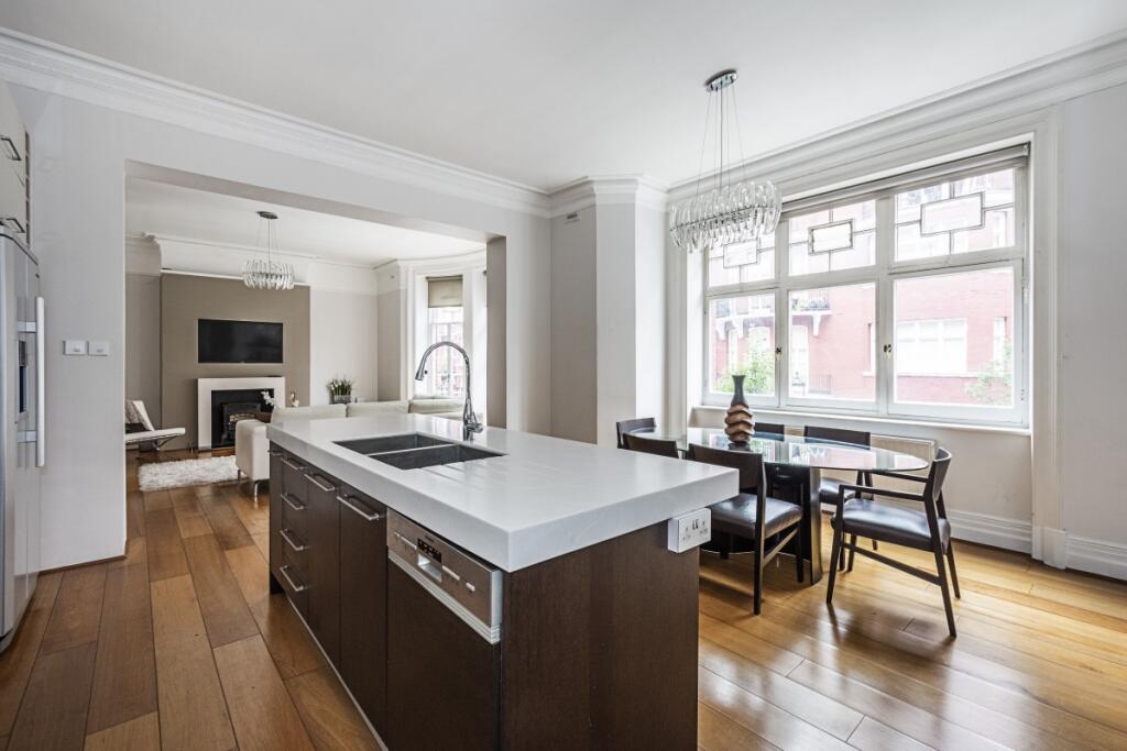 3 bed Apartment for rent in Camden Town. From Hamptons International Sales - Hyde Park 3 bed Apartment for rent in Camden Town. From Hamptons International Sales - Hyde Park