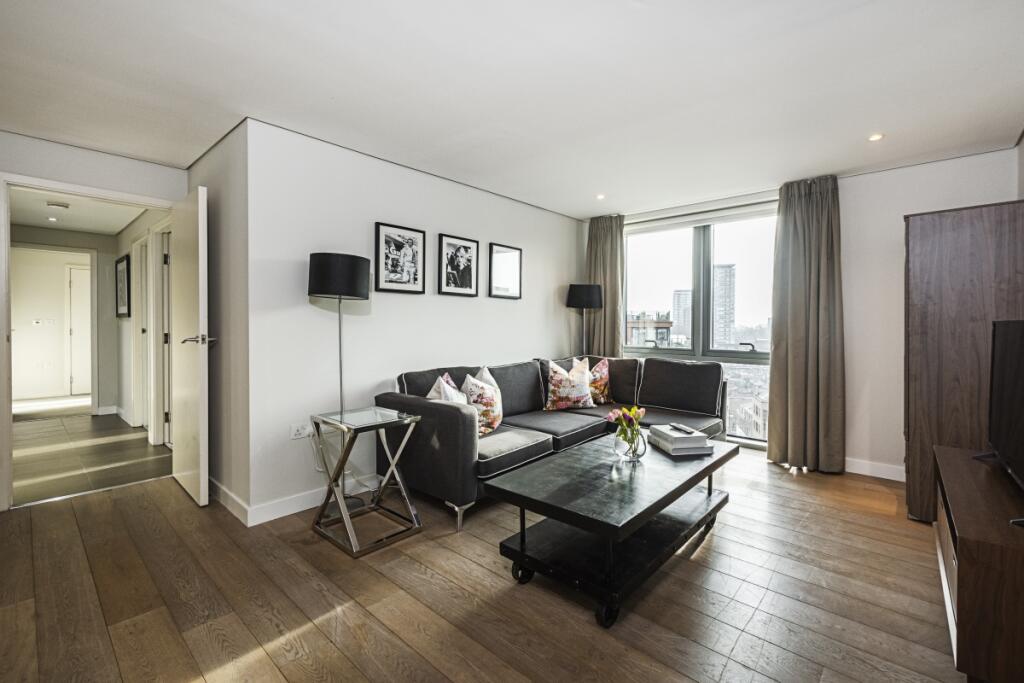 3 bed Apartment for rent in Paddington. From Hamptons International Sales - Hyde Park