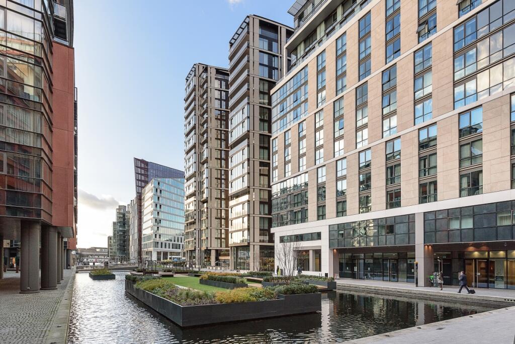 3 bed Apartment for rent in Paddington. From Hamptons International Sales - Hyde Park