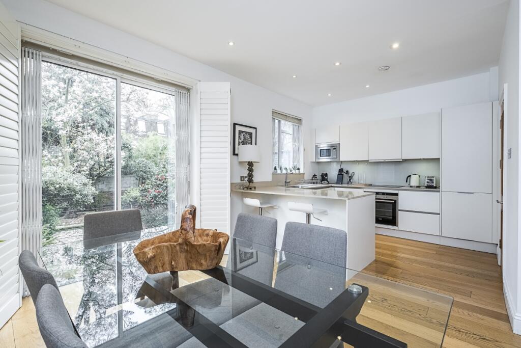 1 bed Detached for rent in Paddington. From Hamptons International Sales - Hyde Park 1 bed Detached for rent in Paddington. From Hamptons International Sales - Hyde Park
