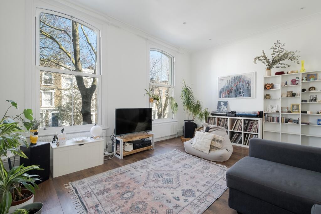 2 bed Apartment for rent in Islington. From Hamptons - Islington
