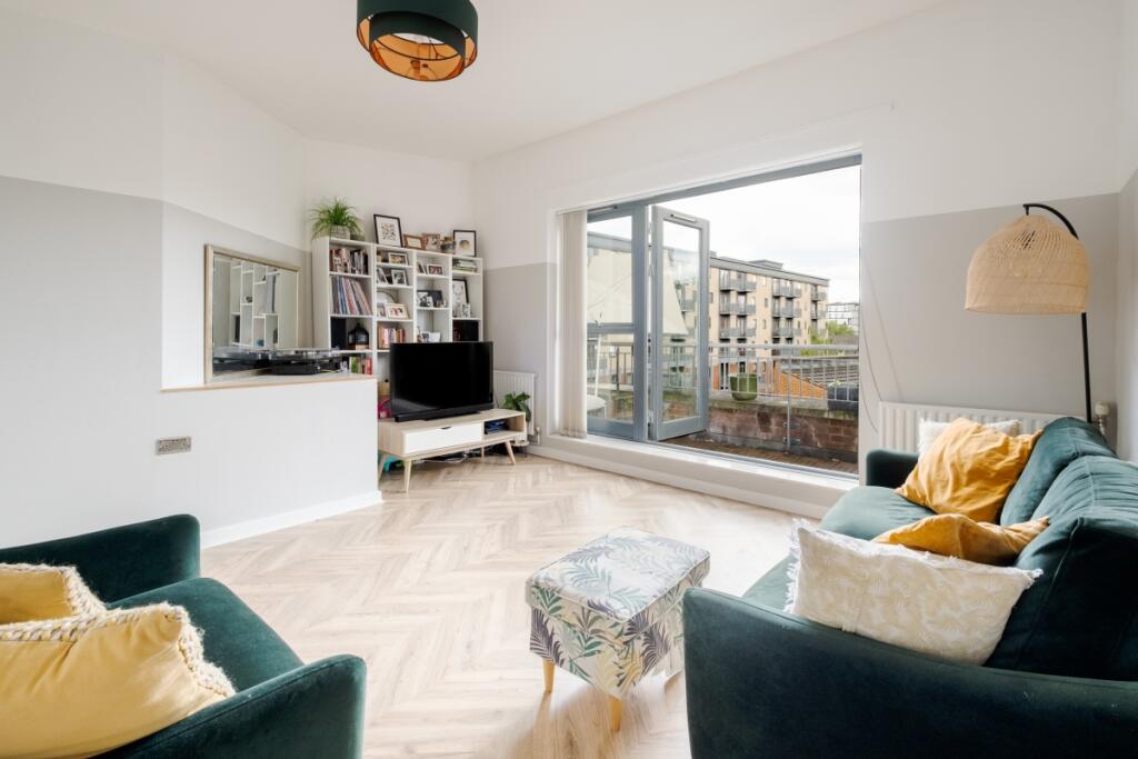 2 bed Apartment for rent in Islington. From Hamptons - Islington