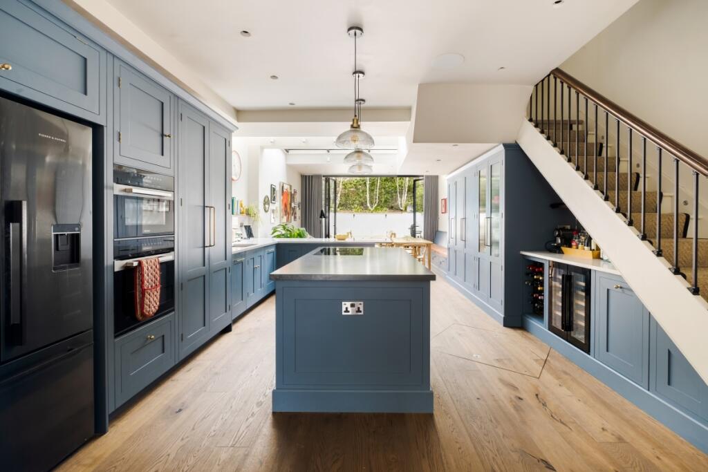 4 bed Detached for rent in Islington. From Hamptons - Islington