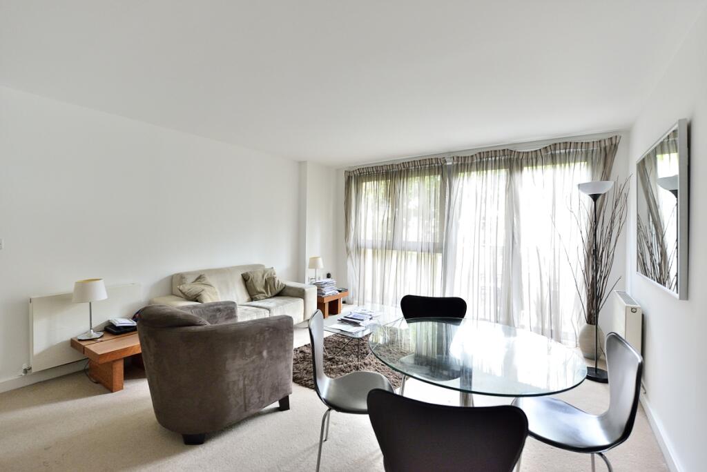 2 bed Apartment for rent in Islington. From Hamptons - Islington