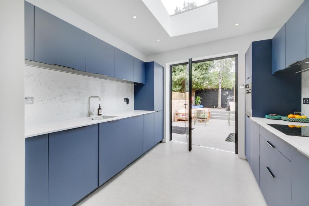 2 bed Duplex for rent in Islington. From Hamptons - Islington 2 bed Duplex for rent in Islington. From Hamptons - Islington