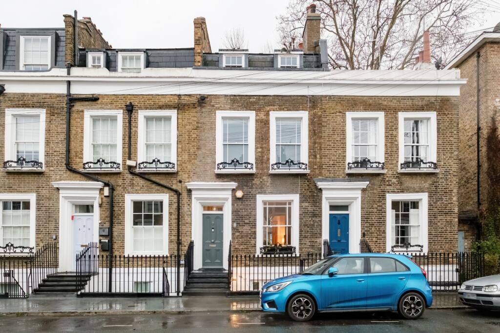 3 bed Detached for rent in Islington. From Hamptons - Islington 3 bed Detached for rent in Islington. From Hamptons - Islington