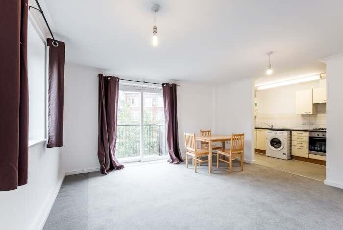 2 bed 1st Floor Flat for rent in Hackney. From Hamptons - Islington