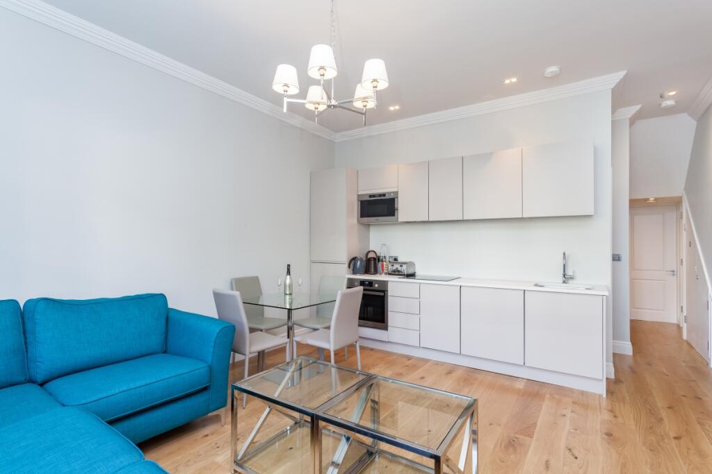 1 bed 1st Floor Flat for rent in Islington. From Hamptons - Islington