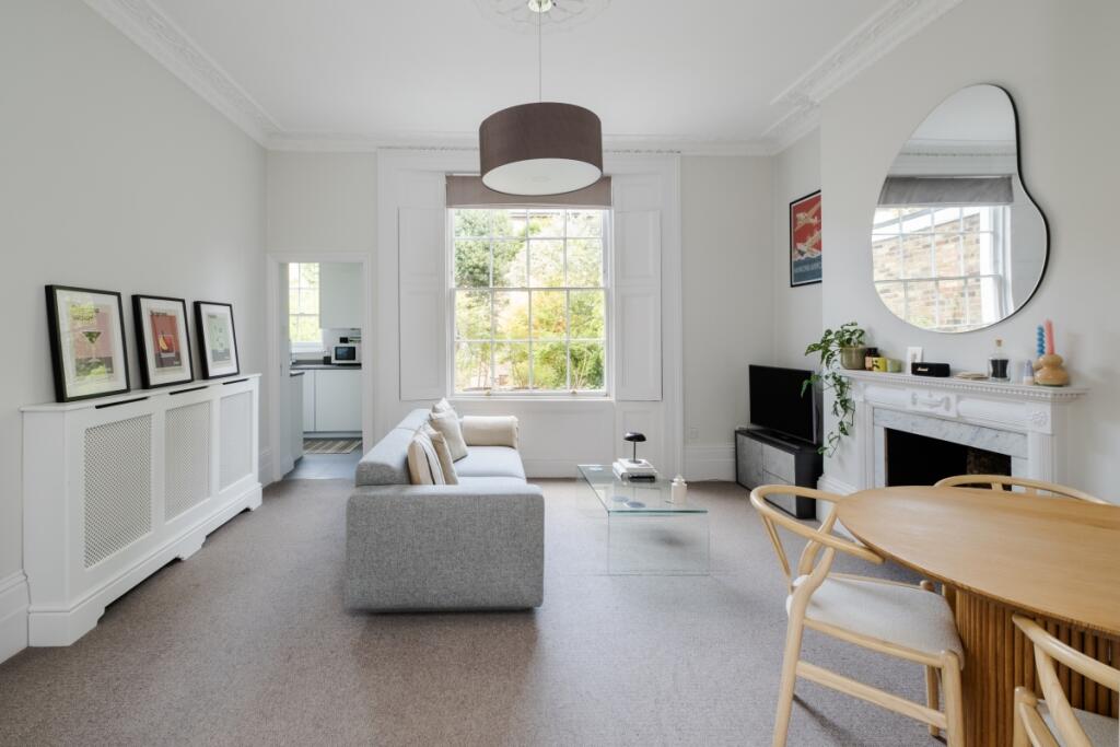 1 bed 1st Floor Flat for rent in Islington. From Hamptons - Islington 1 bed 1st Floor Flat for rent in Islington. From Hamptons - Islington