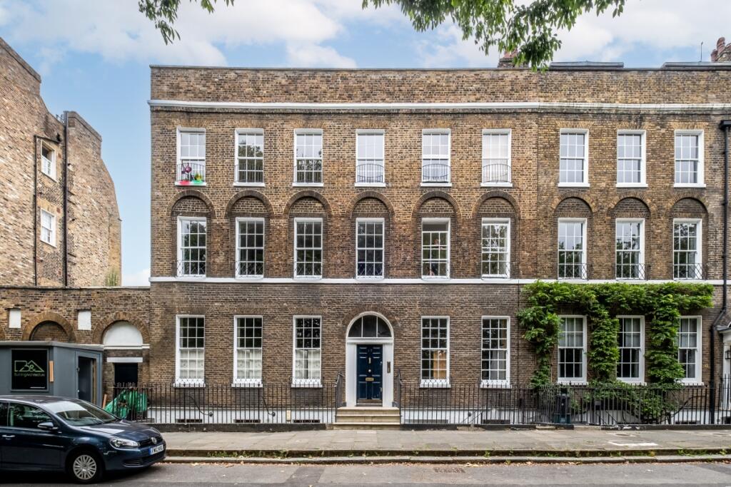 2 bed 1st Floor Flat for rent in Islington. From Hamptons - Islington