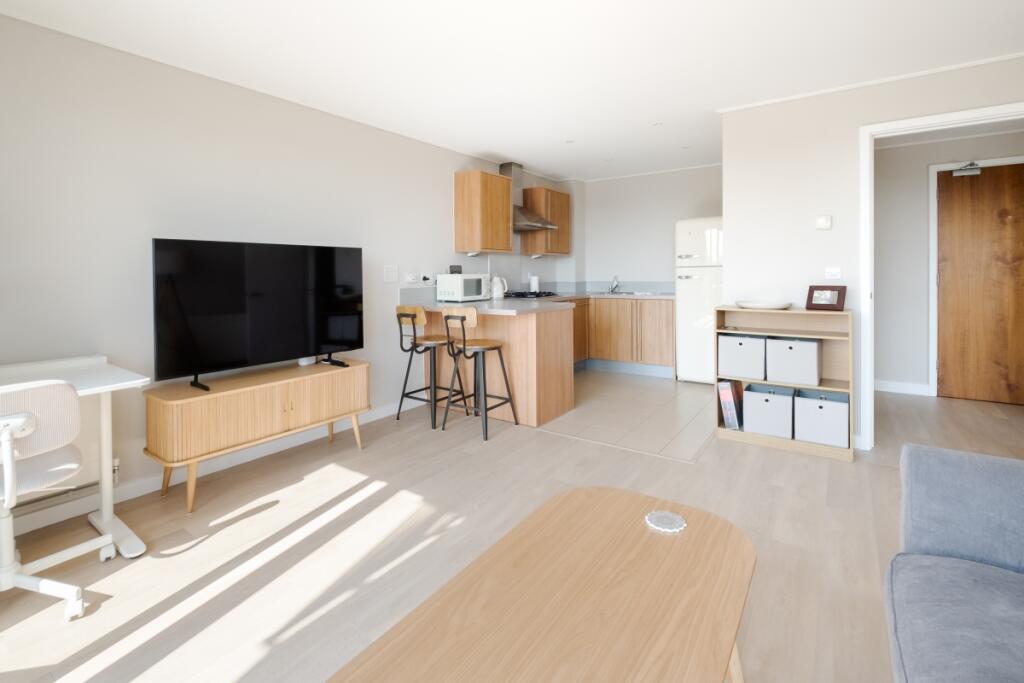 1 bed Apartment for rent in Islington. From Hamptons - Islington