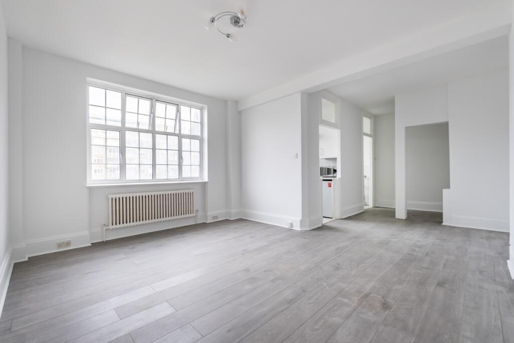 0 bed 1st Floor Flat for rent in Kensington. From Hamptons - Kensington
