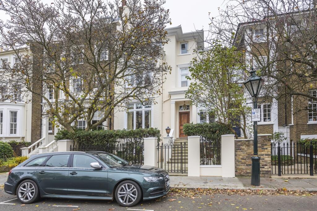 5 bed Detached for rent in Kensington. From Hamptons - Kensington