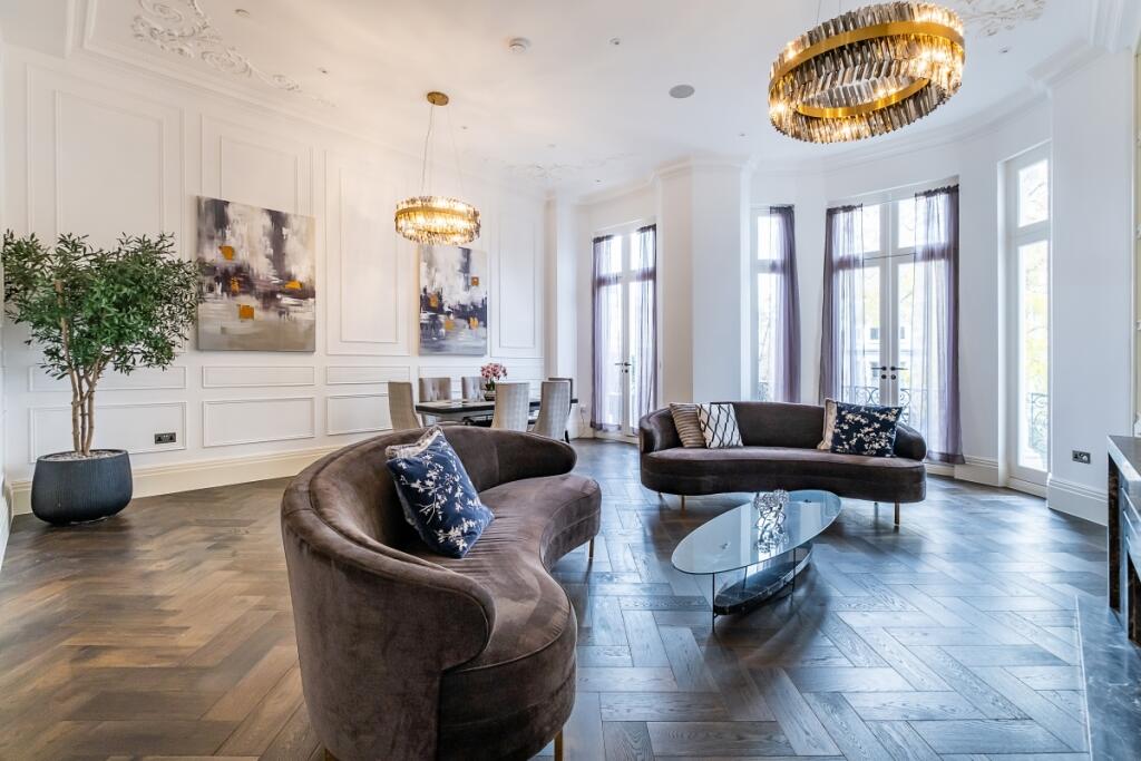 2 bed Apartment for rent in Kensington. From Hamptons - Kensington