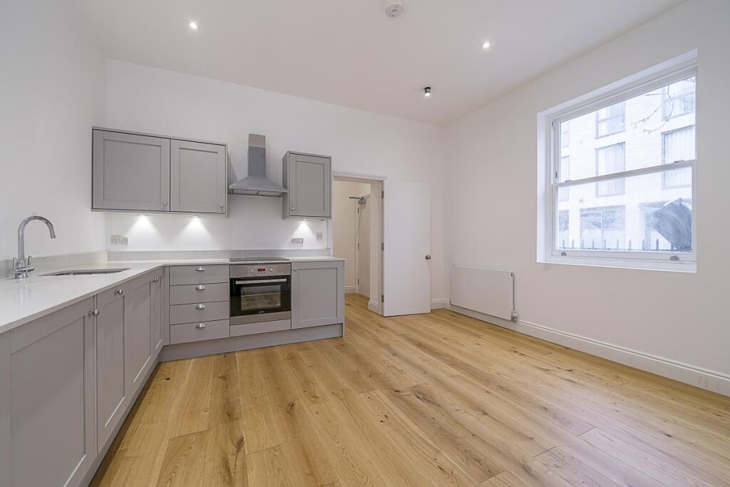 1 bed 1st Floor Flat for rent in Kensington. From Hamptons - Kensington 1 bed 1st Floor Flat for rent in Kensington. From Hamptons - Kensington
