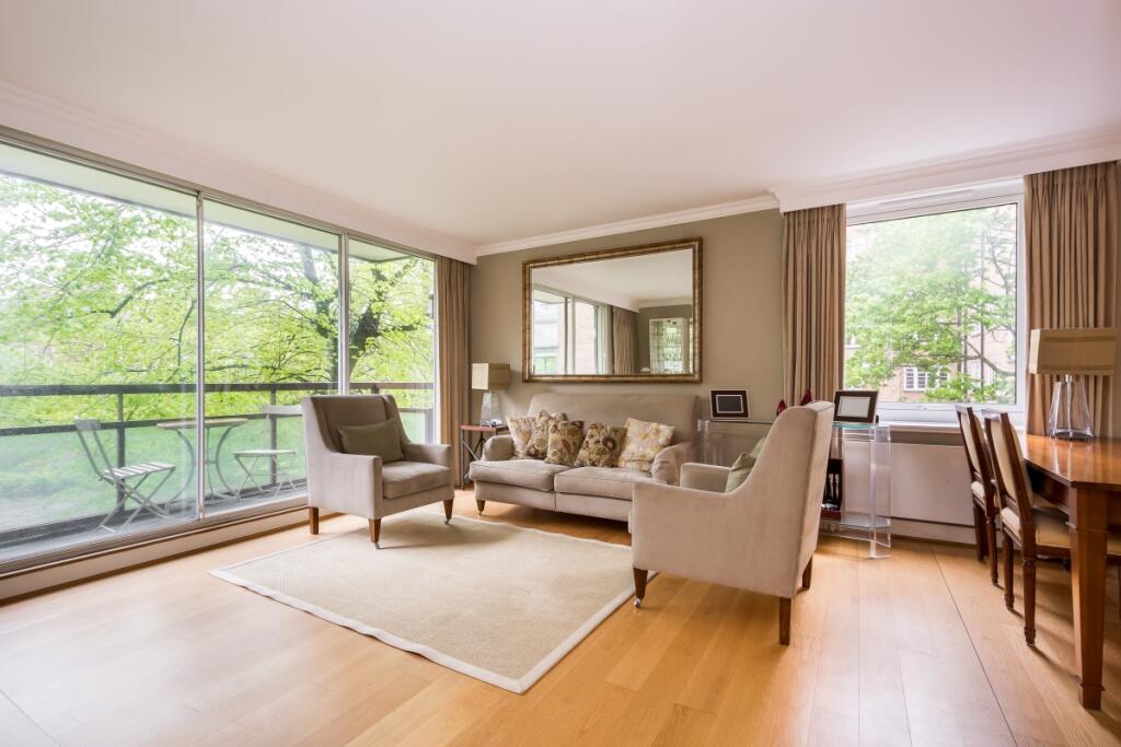 3 bed 1st Floor Flat for rent in Kensington. From Hamptons - Kensington 3 bed 1st Floor Flat for rent in Kensington. From Hamptons - Kensington