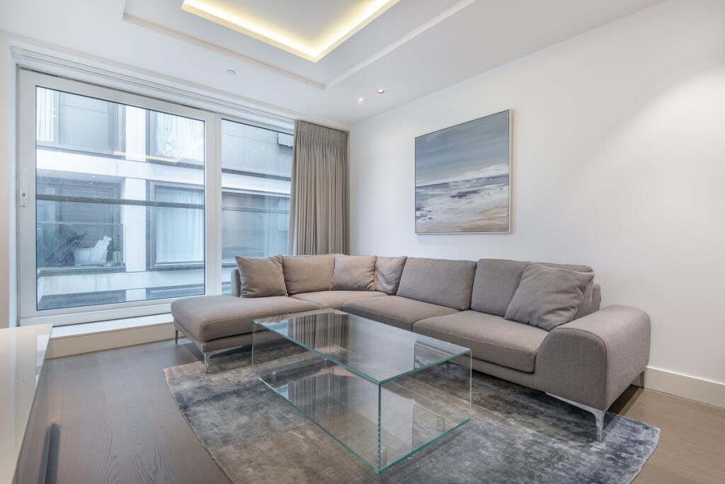 1 bed 1st Floor Flat for rent in Kensington. From Hamptons - Kensington
