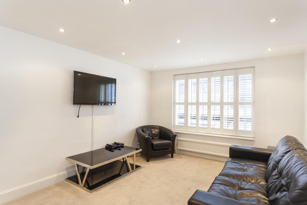 2 bed Apartment for rent in Kensington. From Hamptons - Kensington