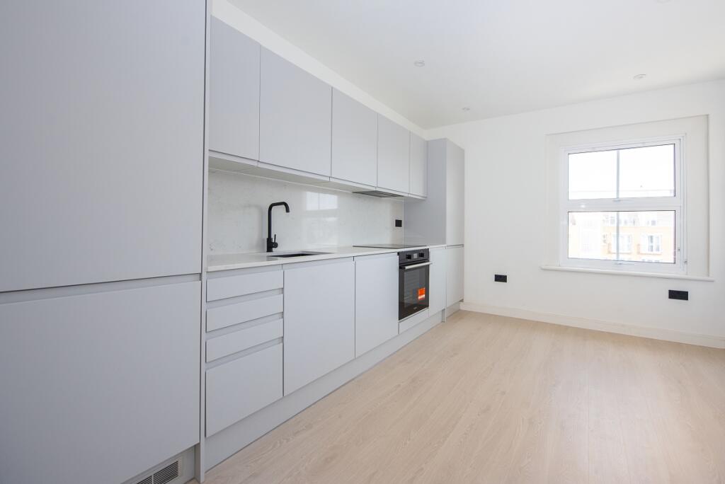 1 bed Apartment for rent in Kingston upon Thames. From Hamptons - Kingston