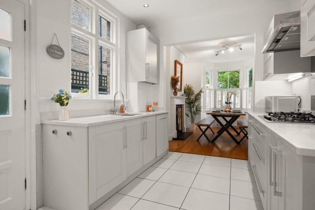 3 bed Semi Detached for rent in Kingston upon Thames. From Hamptons - Kingston