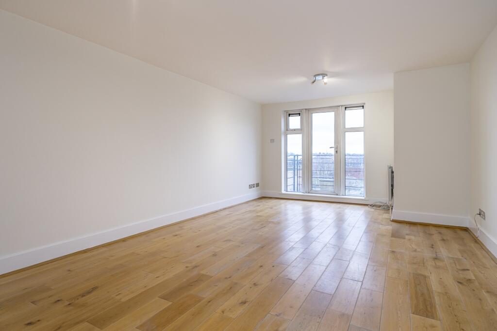 2 bed Apartment for rent in Kingston upon Thames. From Hamptons - Kingston