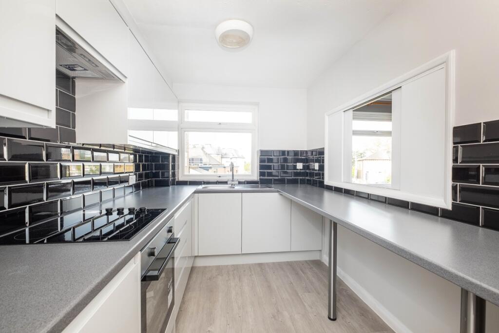 2 bed Apartment for rent in Kingston upon Thames. From Hamptons - Kingston