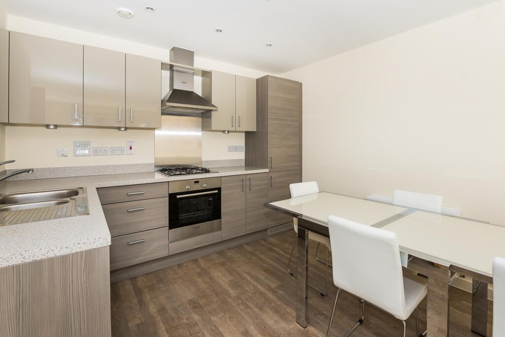 2 bed Apartment for rent in Kingston upon Thames. From Hamptons - Kingston