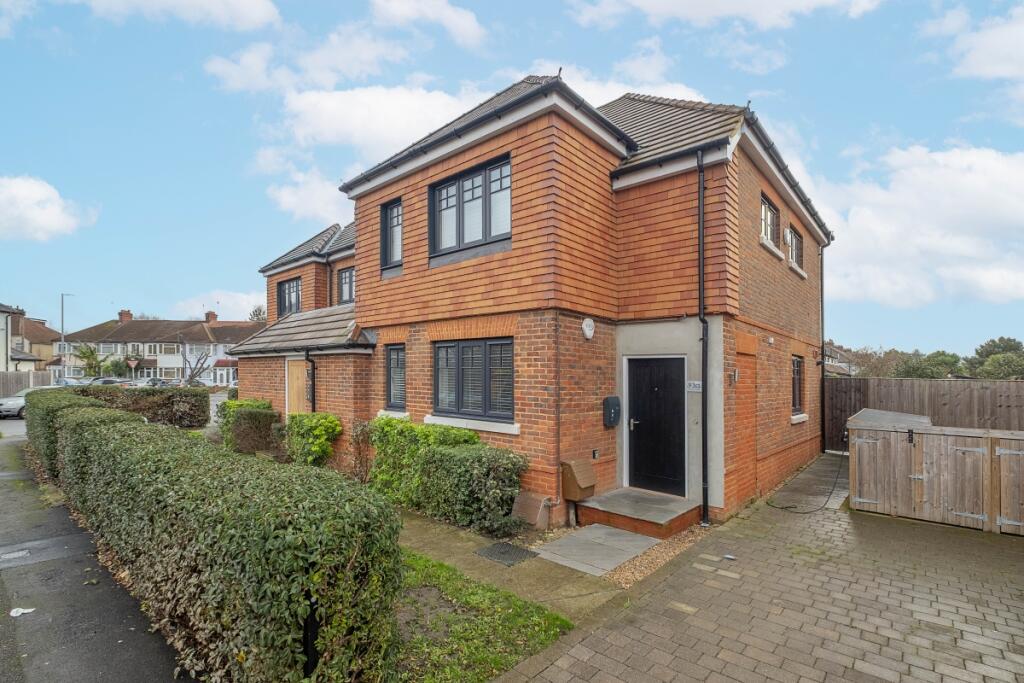 1 bed Annexe for rent in New Malden. From Hamptons - Kingston
