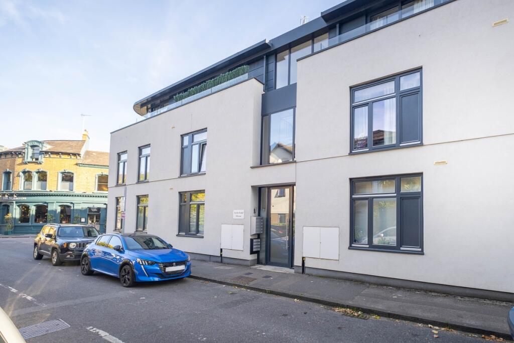 1 bed 1st Floor Flat for rent in Kingston upon Thames. From Hamptons - Kingston 1 bed 1st Floor Flat for rent in Kingston upon Thames. From Hamptons - Kingston