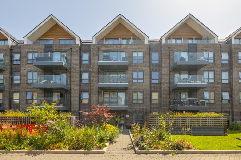 1 bed Apartment for rent in Kingston upon Thames. From Hamptons - Kingston