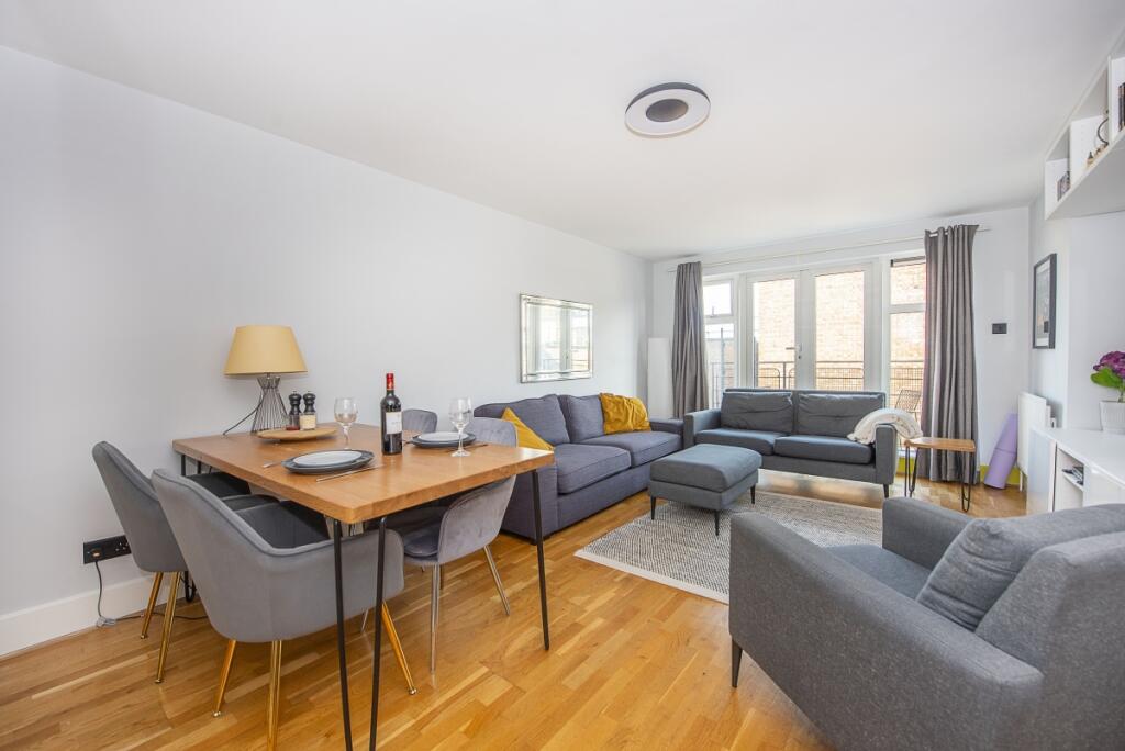 2 bed Apartment for rent in Kingston upon Thames. From Hamptons - Kingston